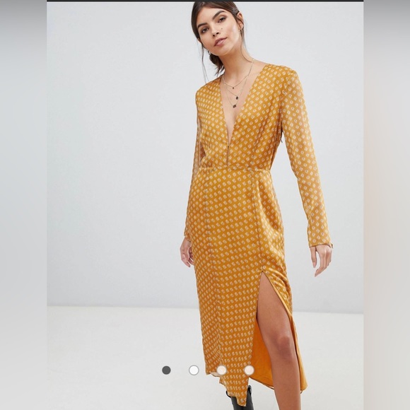 East Order Blaire Midi Dress - Picture 1 of 8